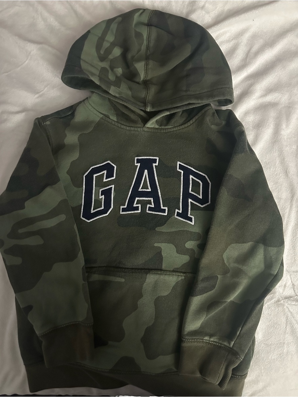 GAP Camo Hooded Sweatshirt in Olive & Dark Green